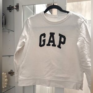 GAP Pullover Classic Print